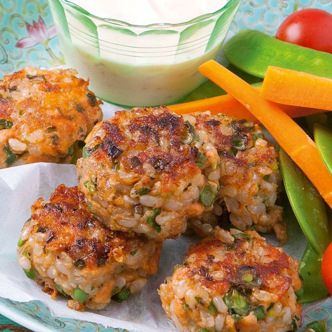 Brown rice and salmon patties