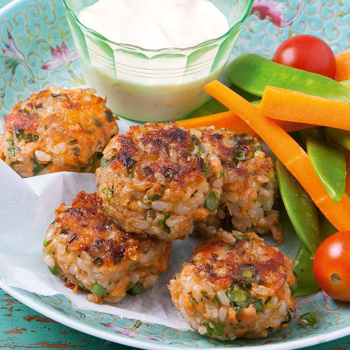 Brown rice and salmon patties