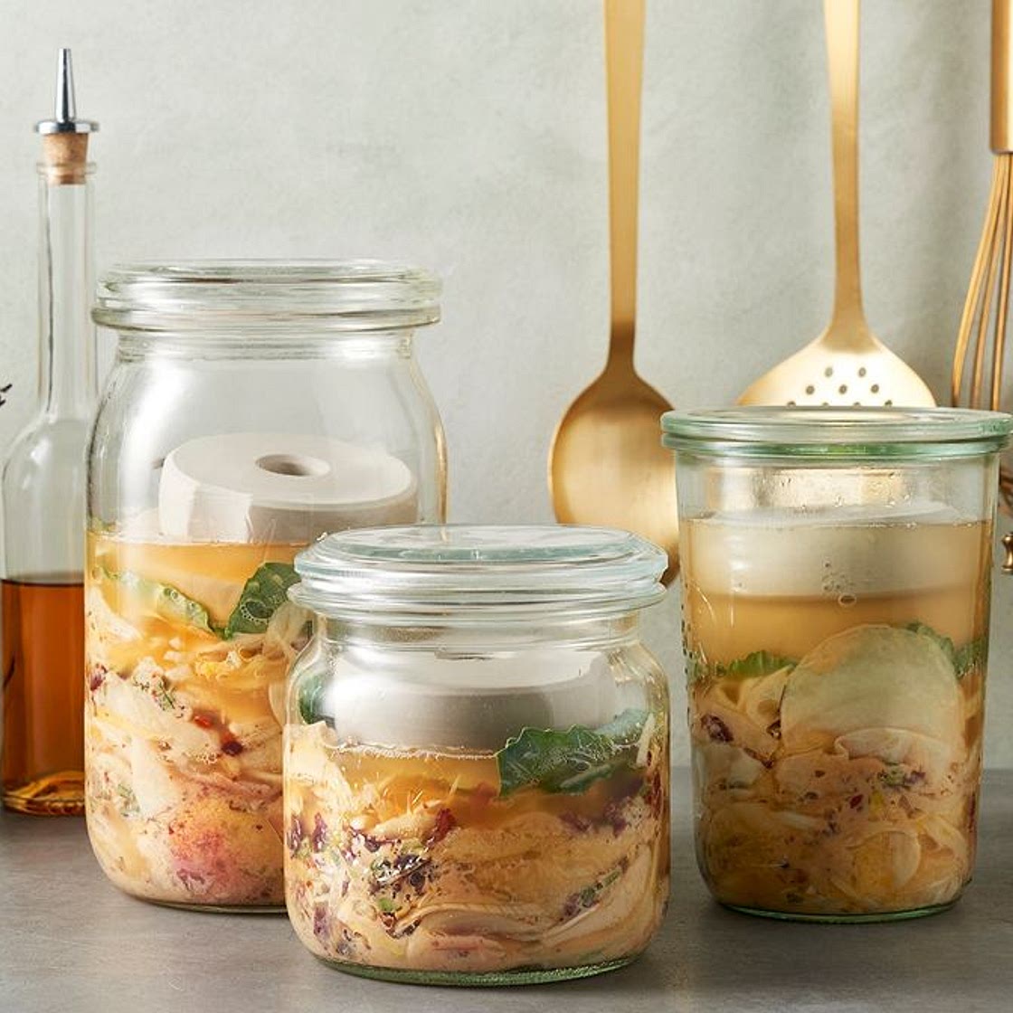 Kimchi mit Fenchel, Pfirsich und Kohlrabi