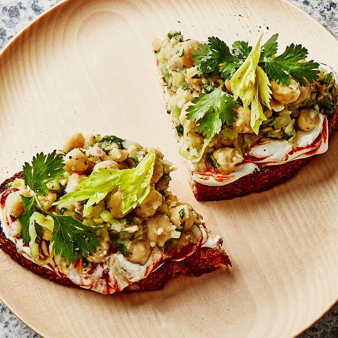 Smashed Chickpeas on Toast With Harissa Yogurt