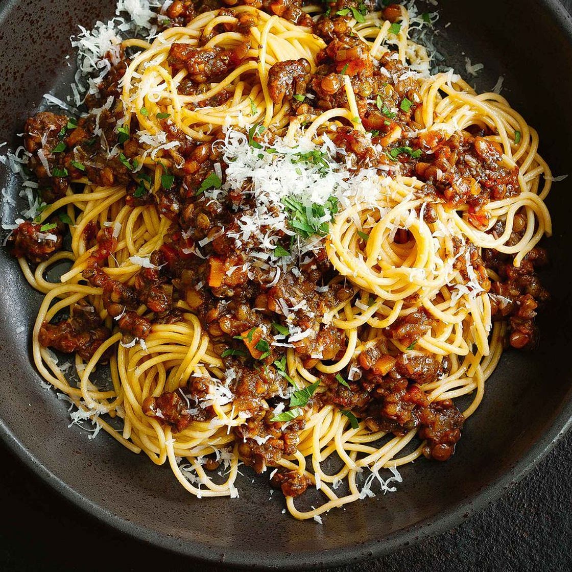 Mushroom and lentil bolognaise