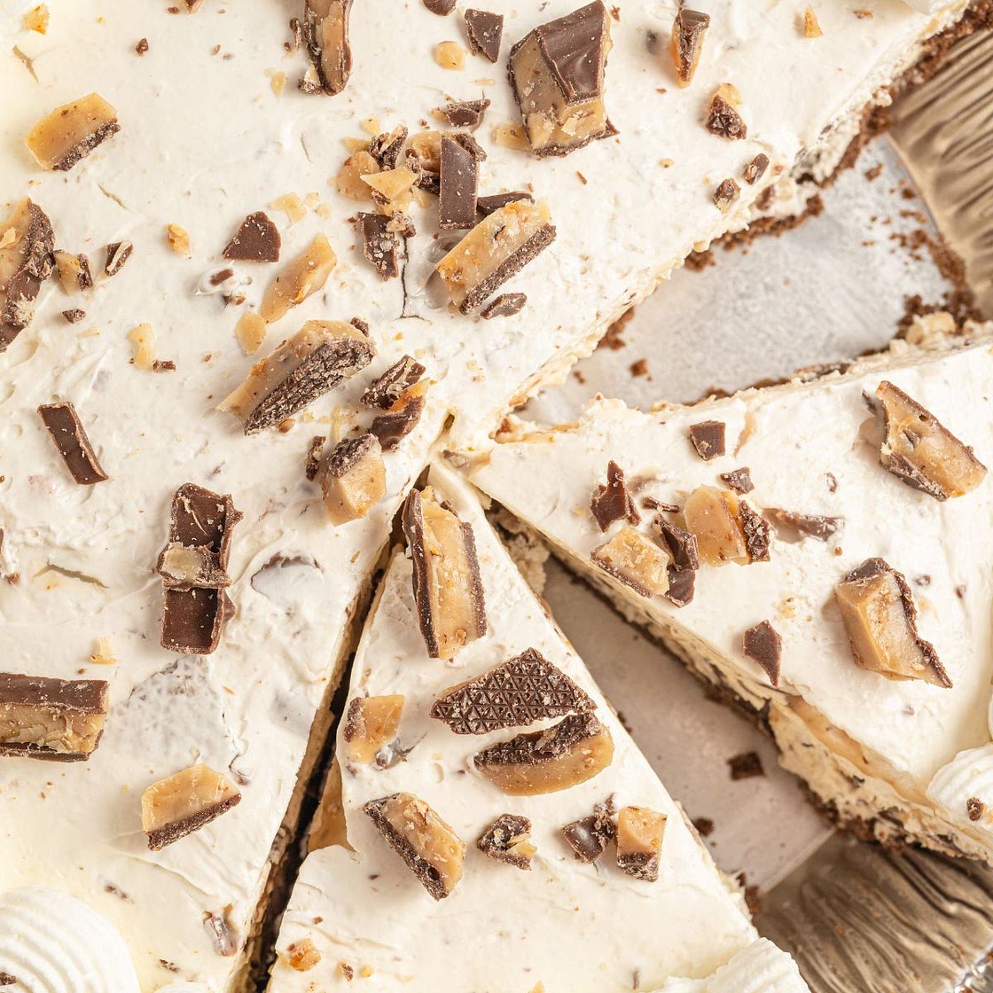 No-Bake Toffee Cheesecake Pie