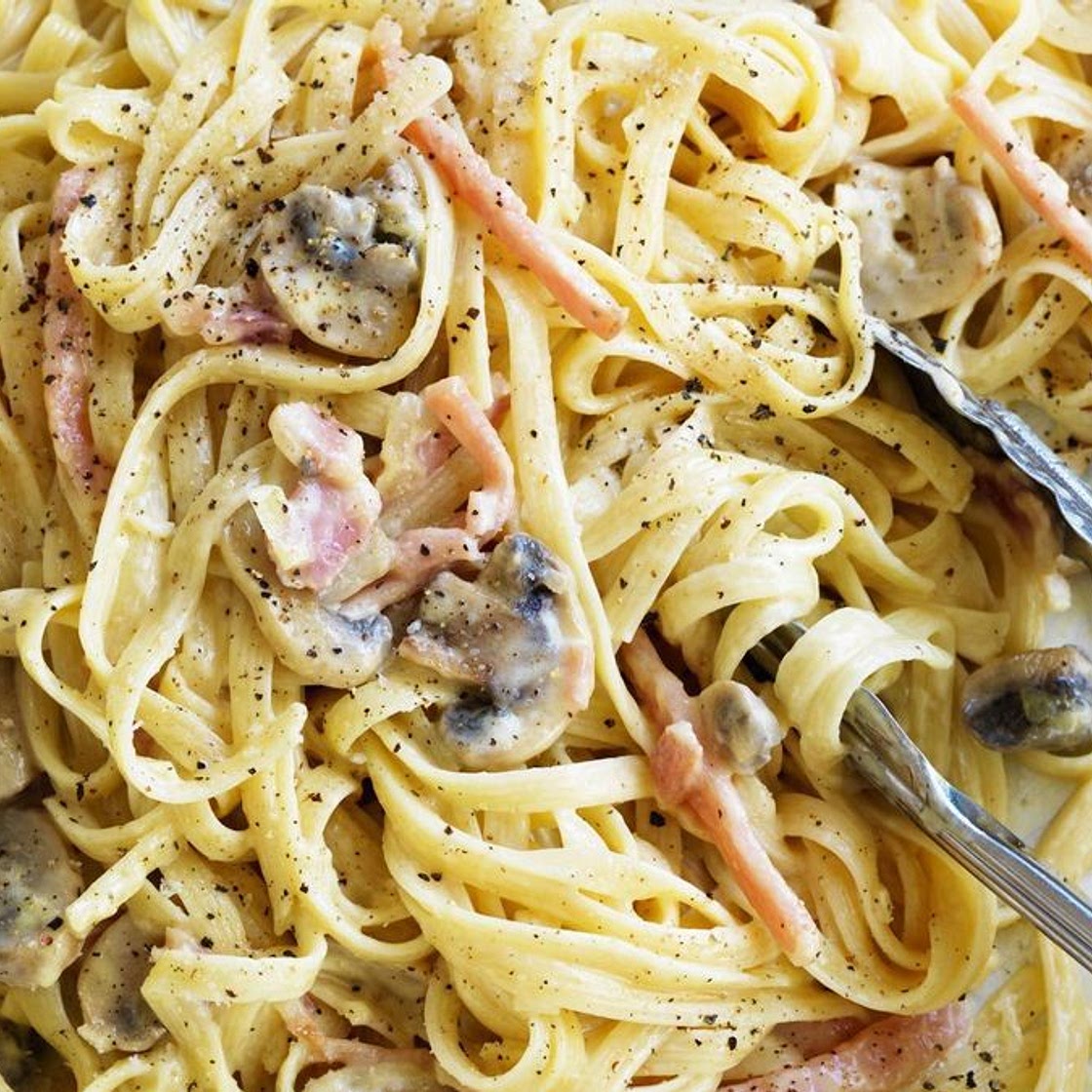 Creamy bacon carbonara recipe