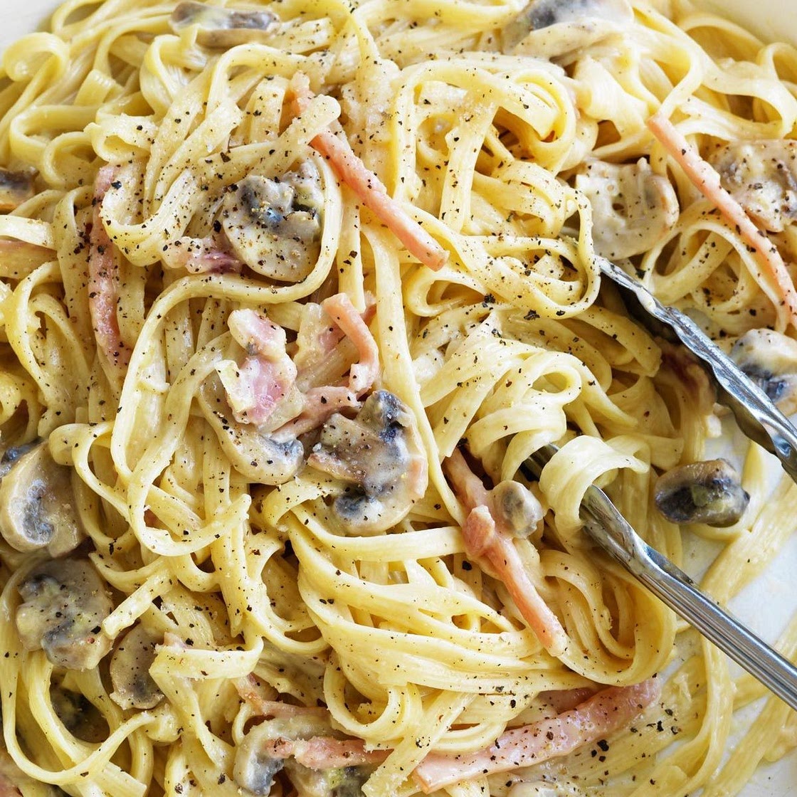 Creamy bacon carbonara recipe