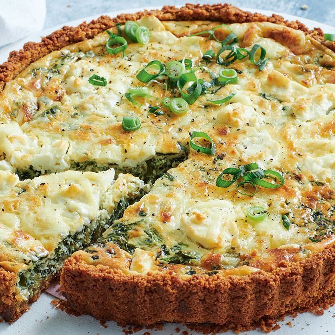 Cheese, spinach and sour cream quiche recipe