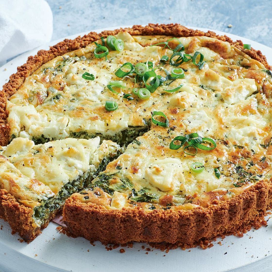 Cheese, spinach and sour cream quiche recipe