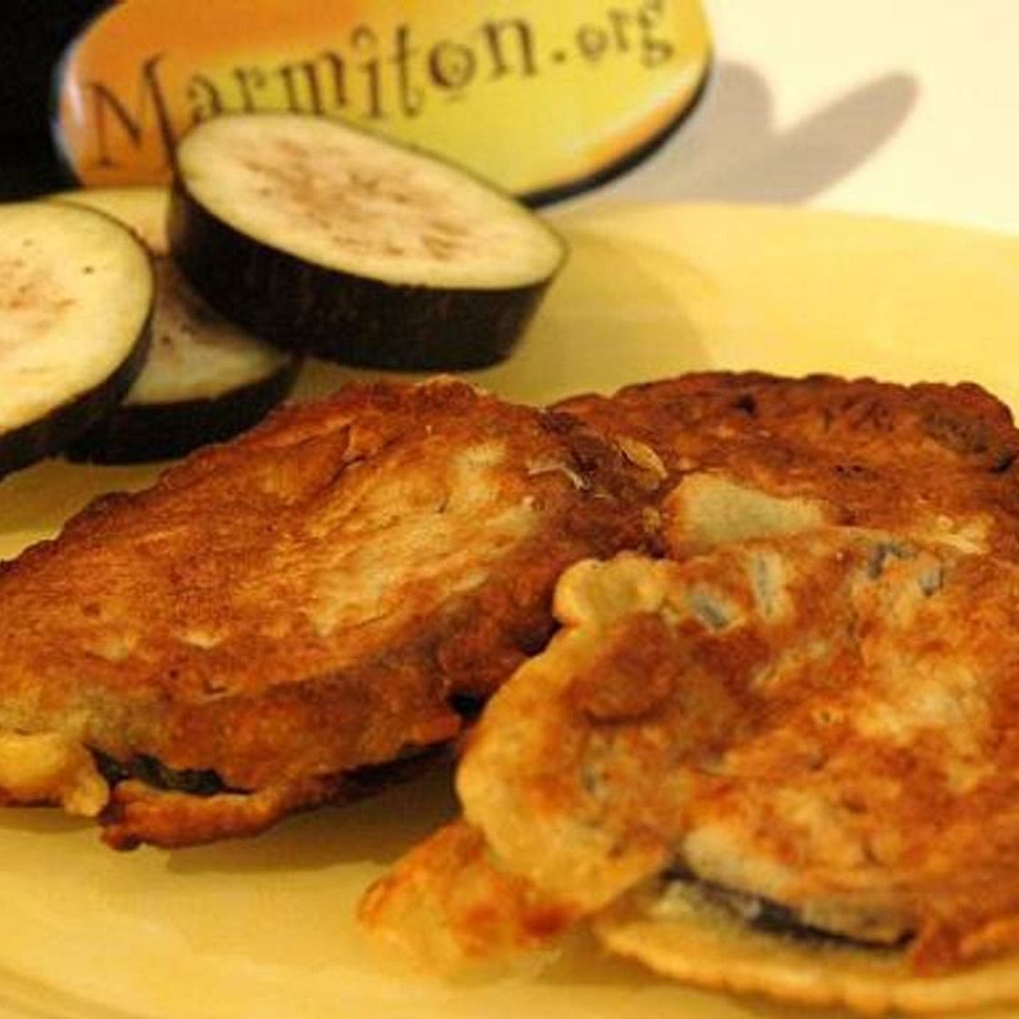 Beignets d'aubergine au basilic