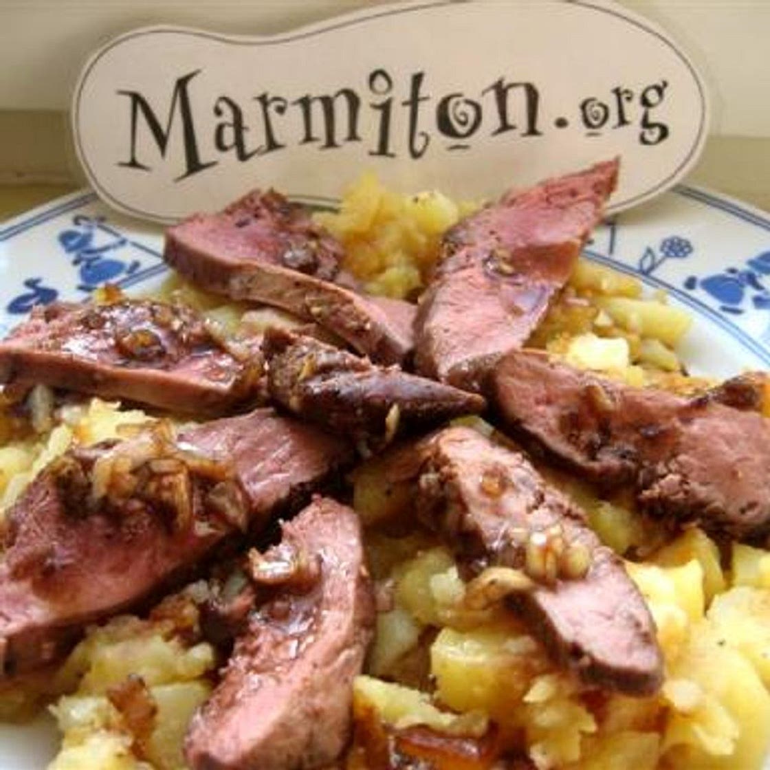 Magret de canard aux pommes