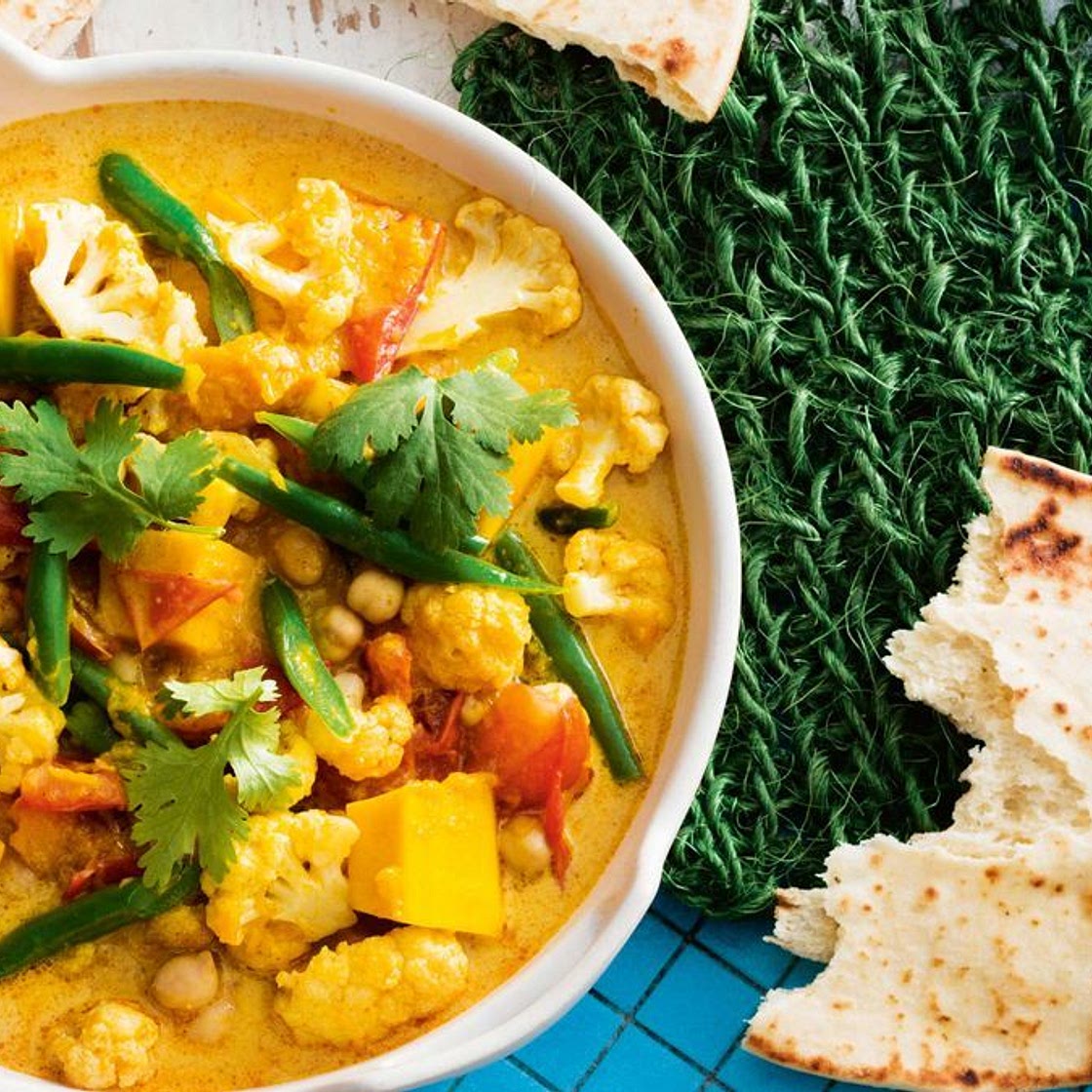 Creamy chickpea and vegetable curry
