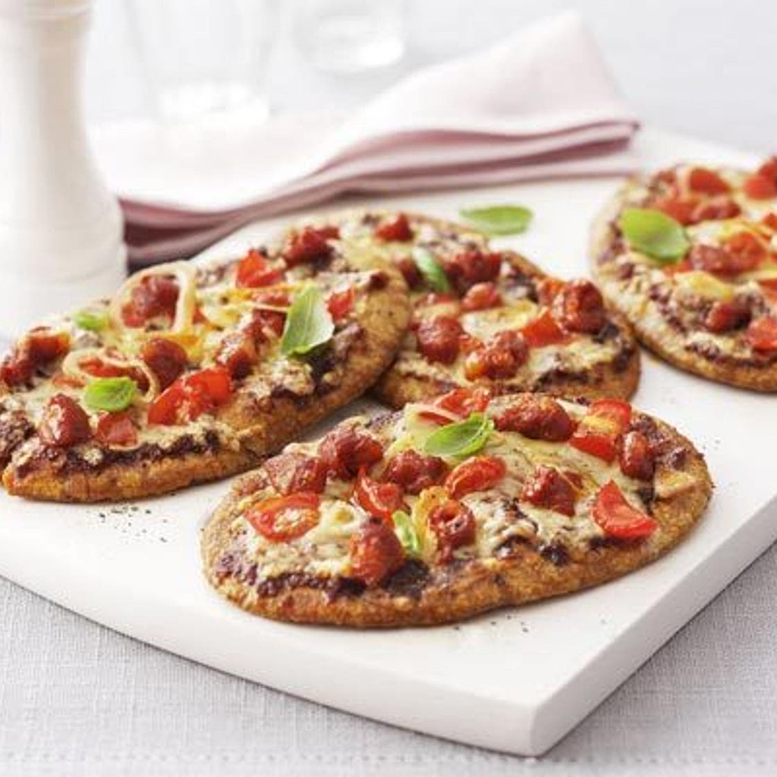 Quick pitta pizzas