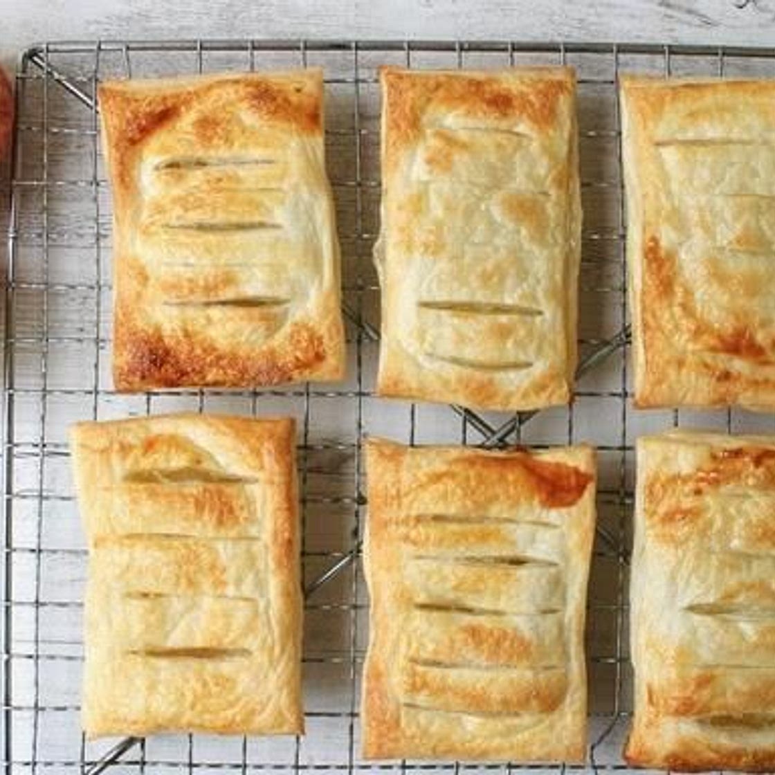3-Ingredient Apple Danish recipe