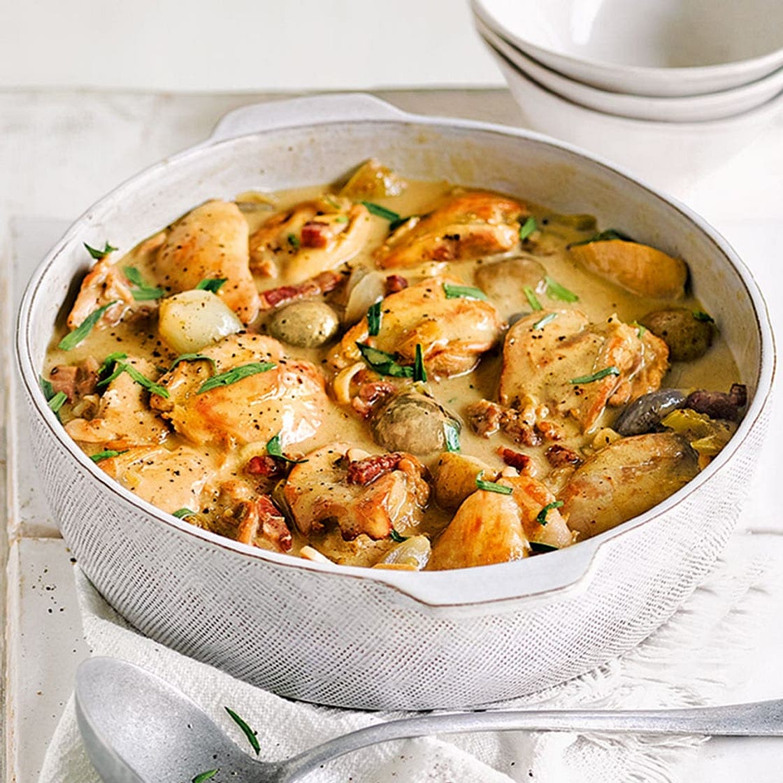 Creamy tarragon chicken casserole
