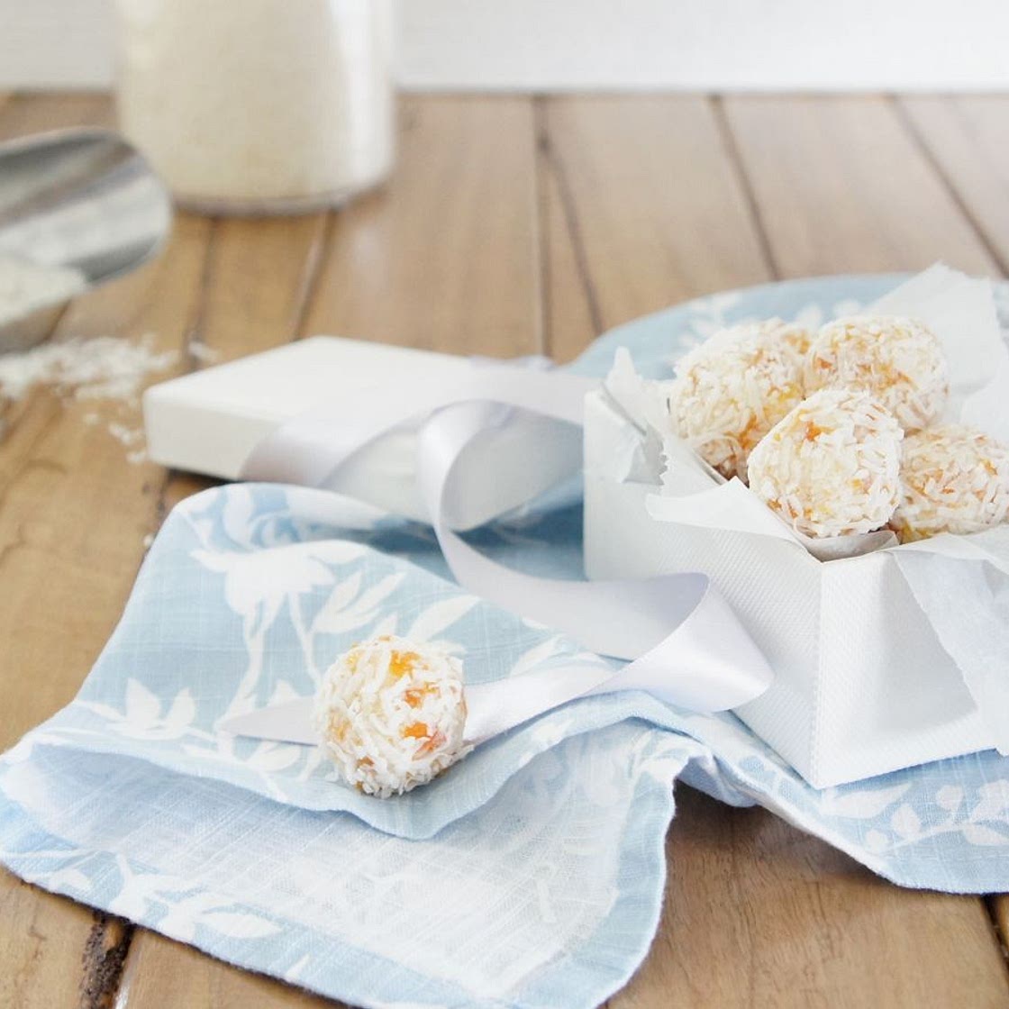 Apricot Balls recipe
