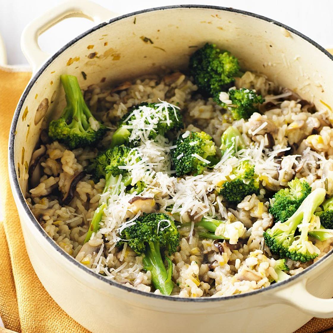 Oven-baked mushroom risotto
