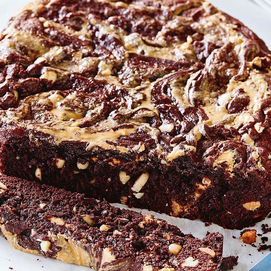 Slow cooker peanut butter brownie