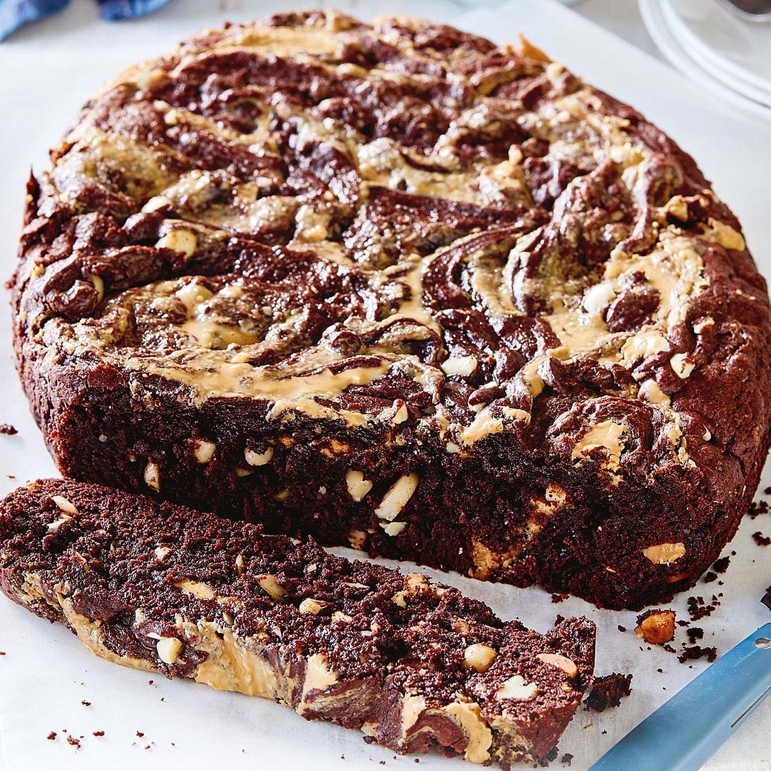 Slow cooker peanut butter brownie