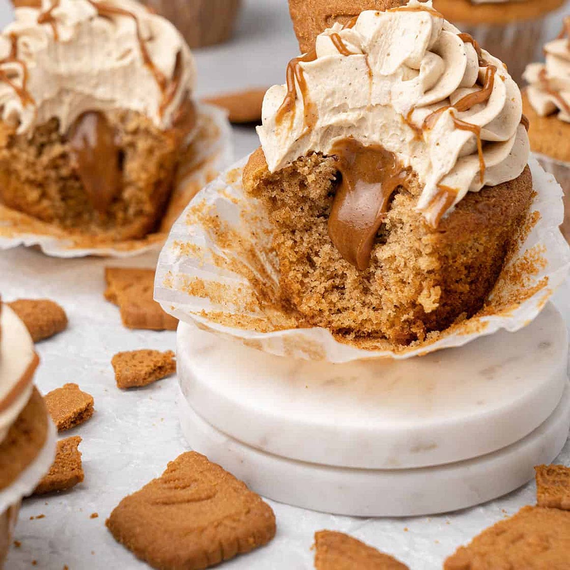 Biscoff Cupcakes with Biscoff Buttercream (VIDEO)