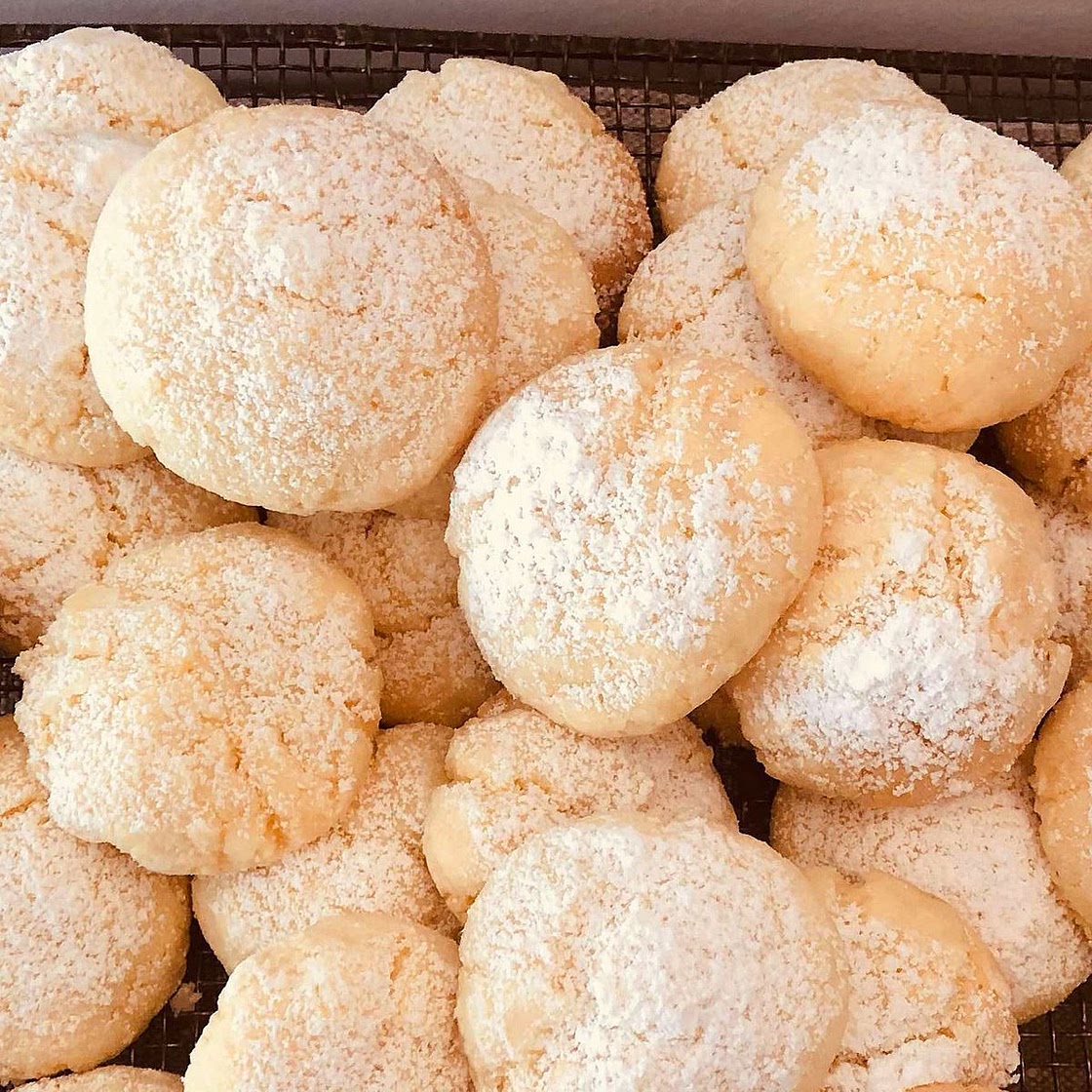 Best Amaretti biscuits recipe