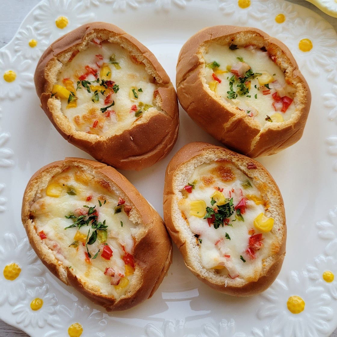 에어프라이어로 만든 간단한 모닝빵 피자 만들기