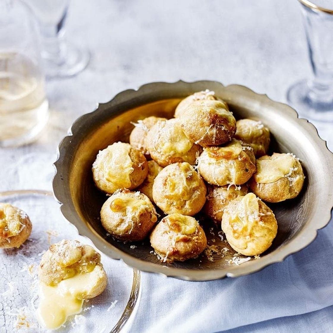 Rarebit stuffed gougères