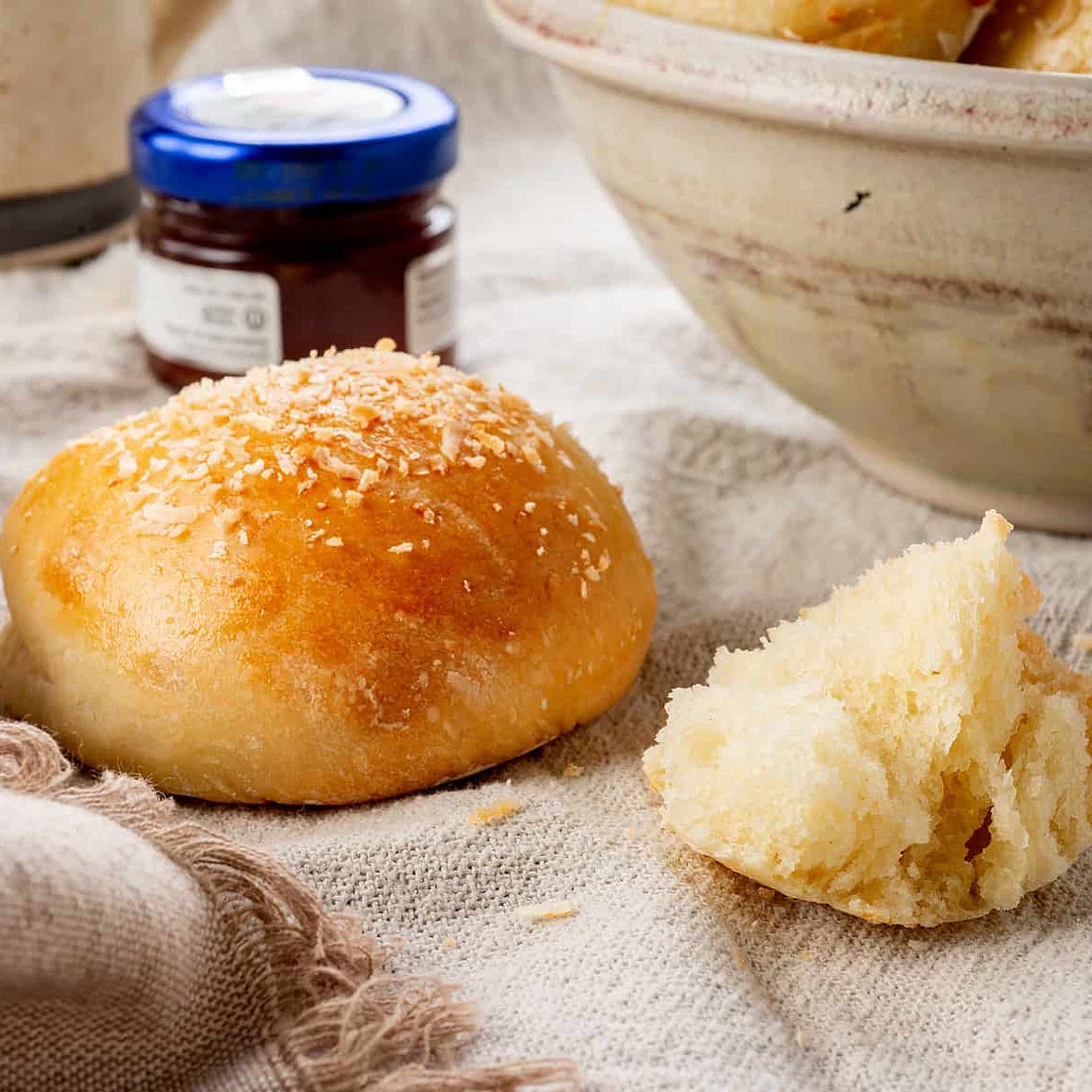 Easy Coconut Bread Rolls [Video+Recipe]