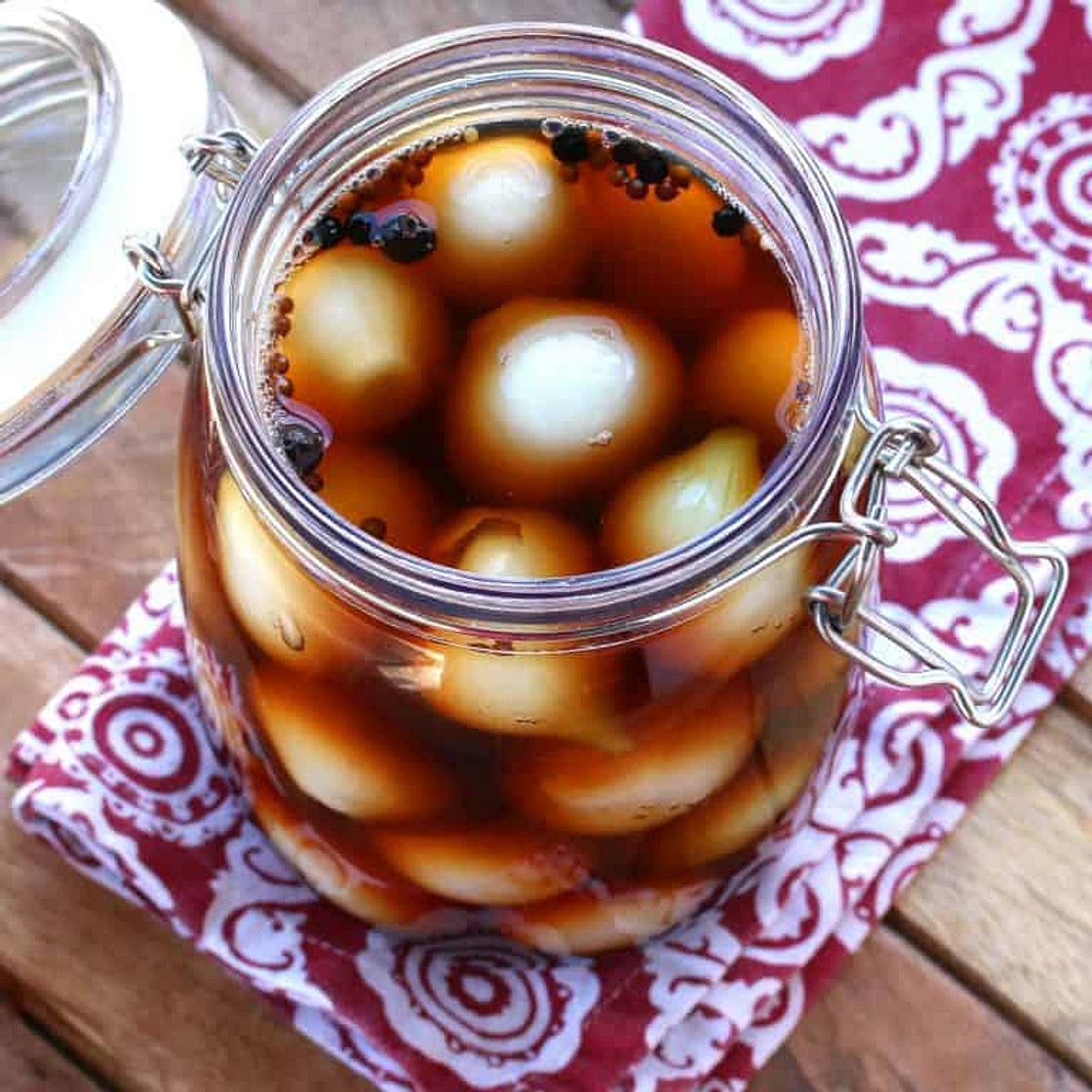 English Pickled Onions (Pub Style)