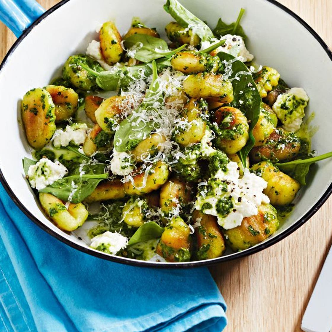 Caramelised garlic and spinach gnocchi with ricotta