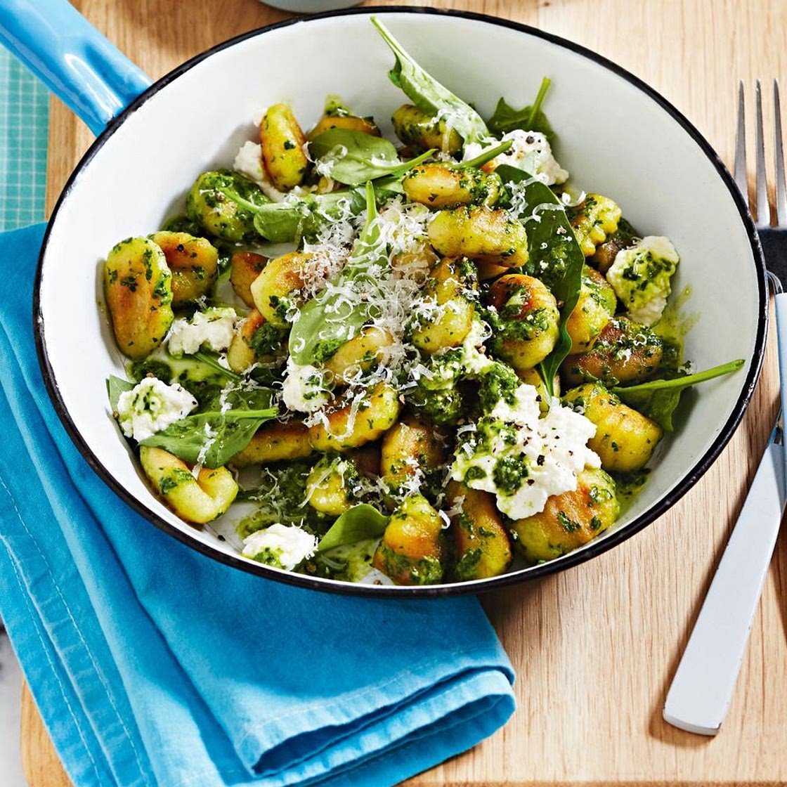 Caramelised garlic and spinach gnocchi with ricotta
