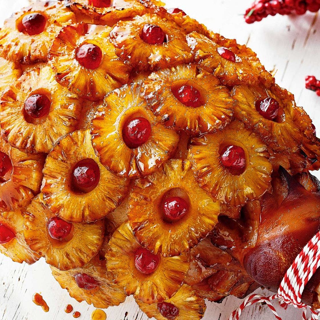 Pineapple maple-glazed ham