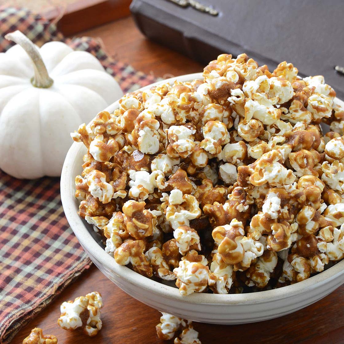 Butterbeer Popcorn Recipe (Inspired by Harry Potter)