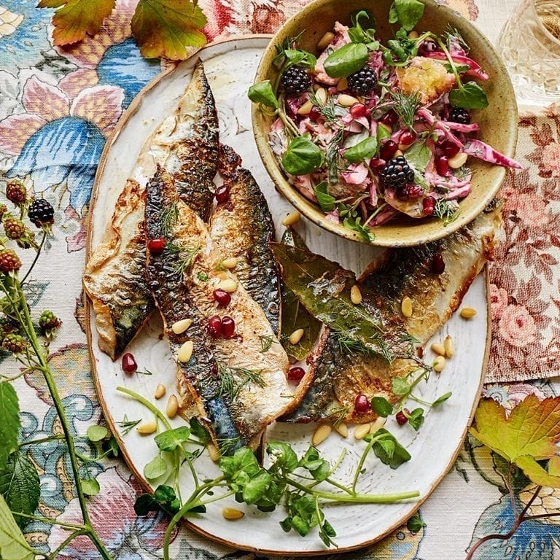 Pan-fried mackerel fillets with pear and pomegranate slaw