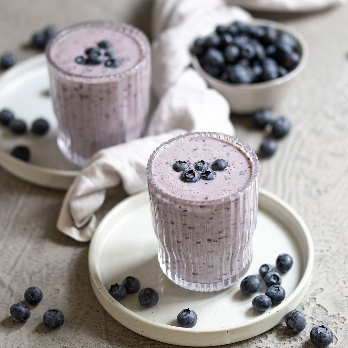 Heidelbeer-Cashew-Shake