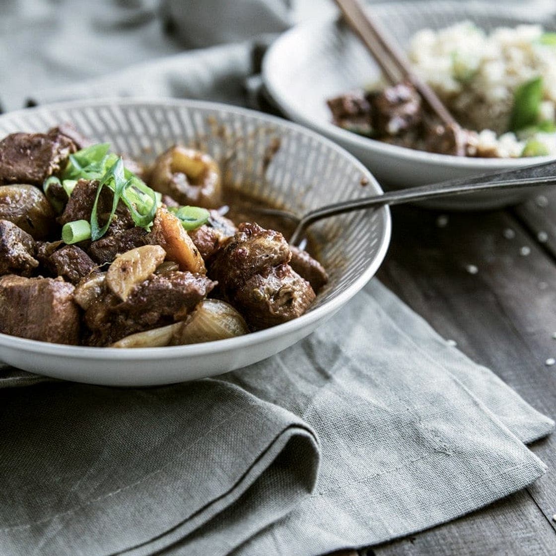 SLOW COOKED ORIENTAL PORK WITH MANDARINS
