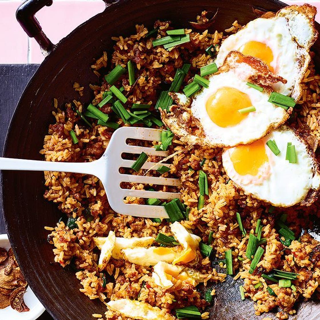 Garlicky fried rice with crisp pork