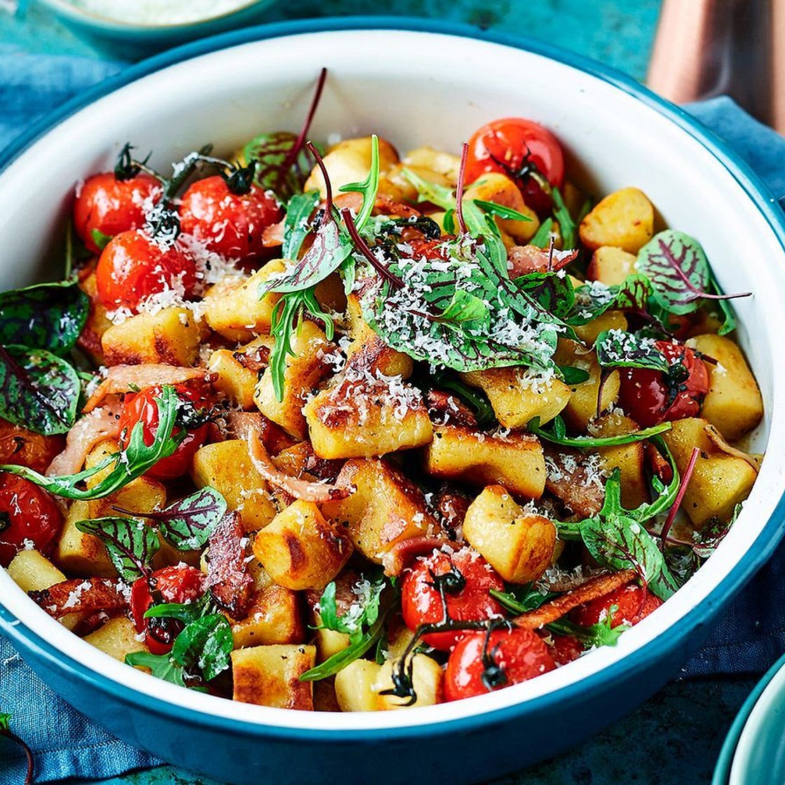 Pan-fried ricotta gnocchi, tomatoes and bacon vinaigrette