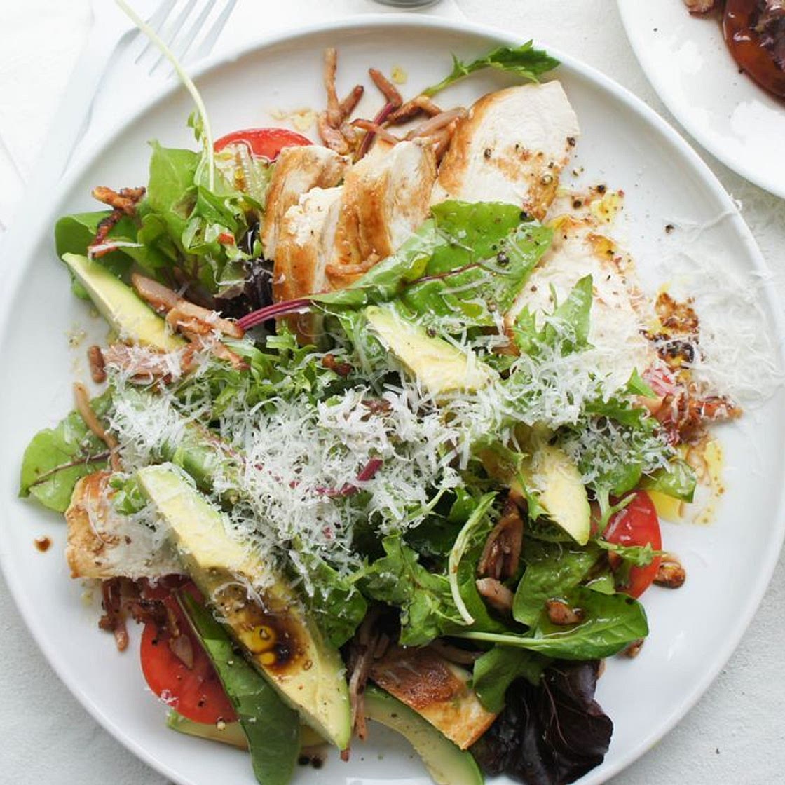 Chicken, Avocado and Bacon Salad Recipe
