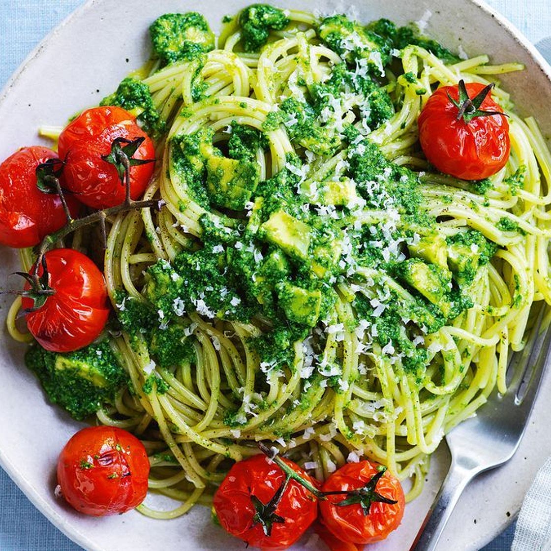 Avocado pesto pasta