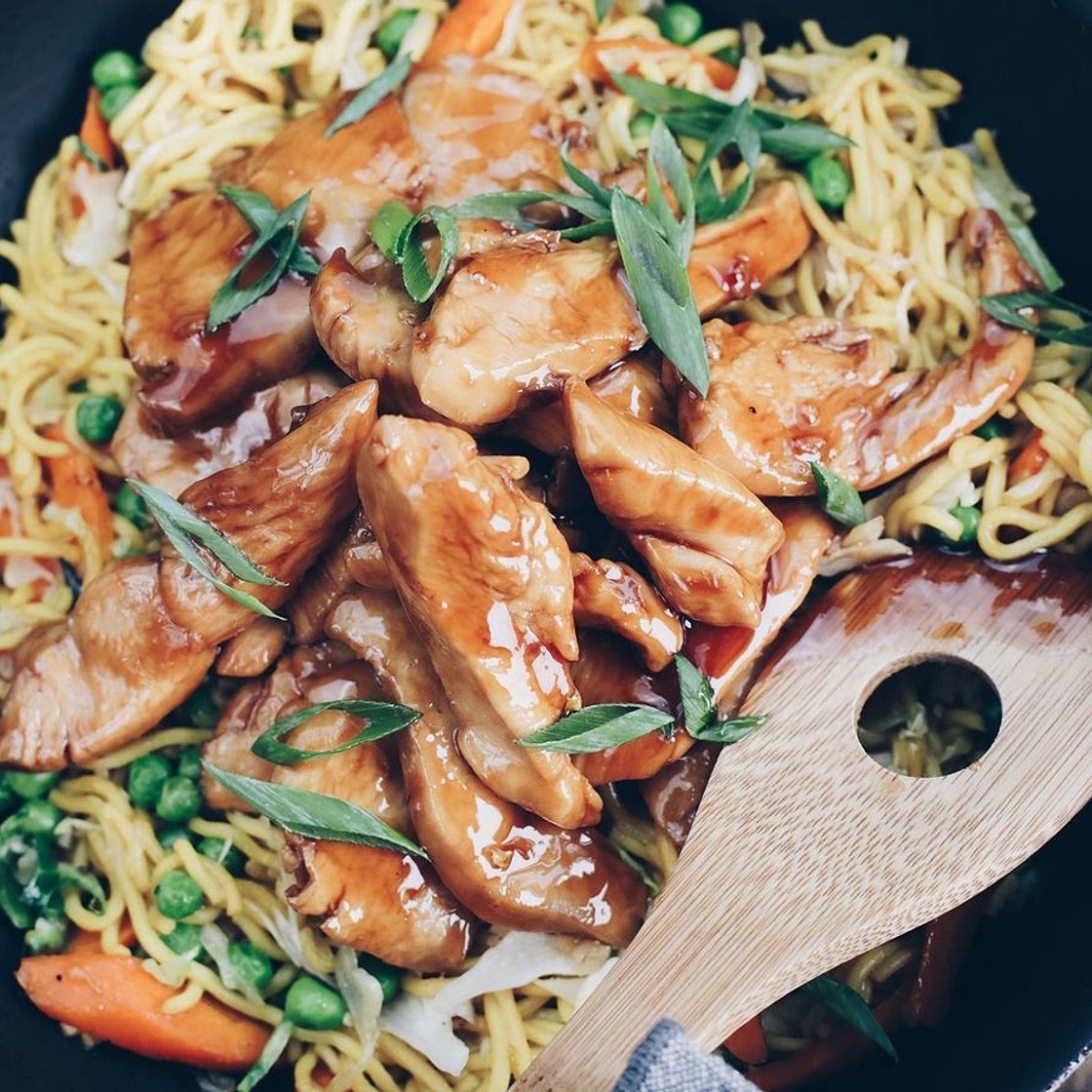 Sticky Honey Chicken Chow Mein recipe