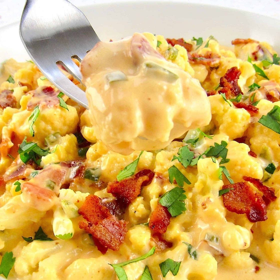 Jalapeño Popper Cauliflower Mac and Cheese