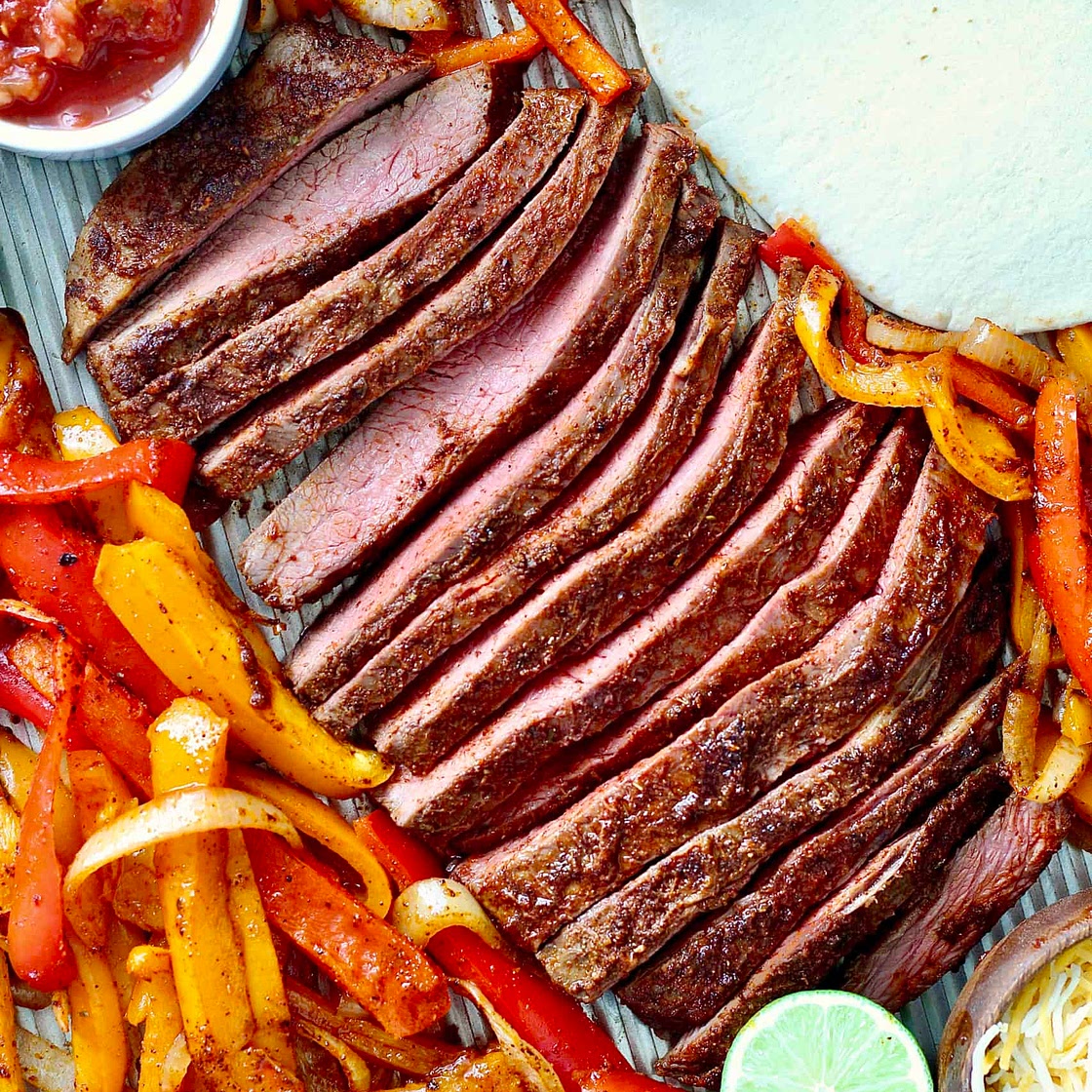 Easy Sheet Pan Steak Fajitas