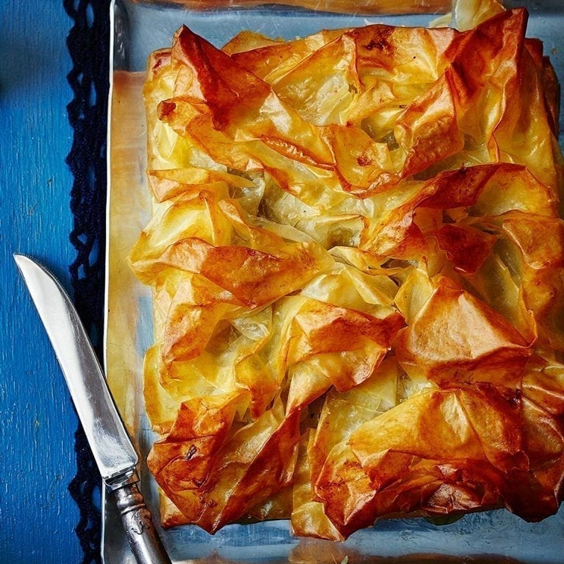 Filo-wrapped spiced sausage roll pie