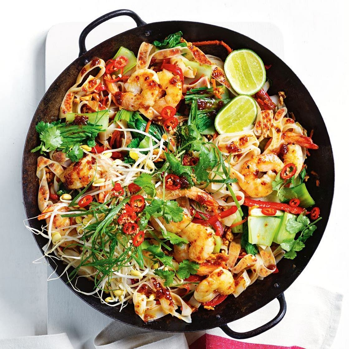Spicy prawn pad thai recipe
