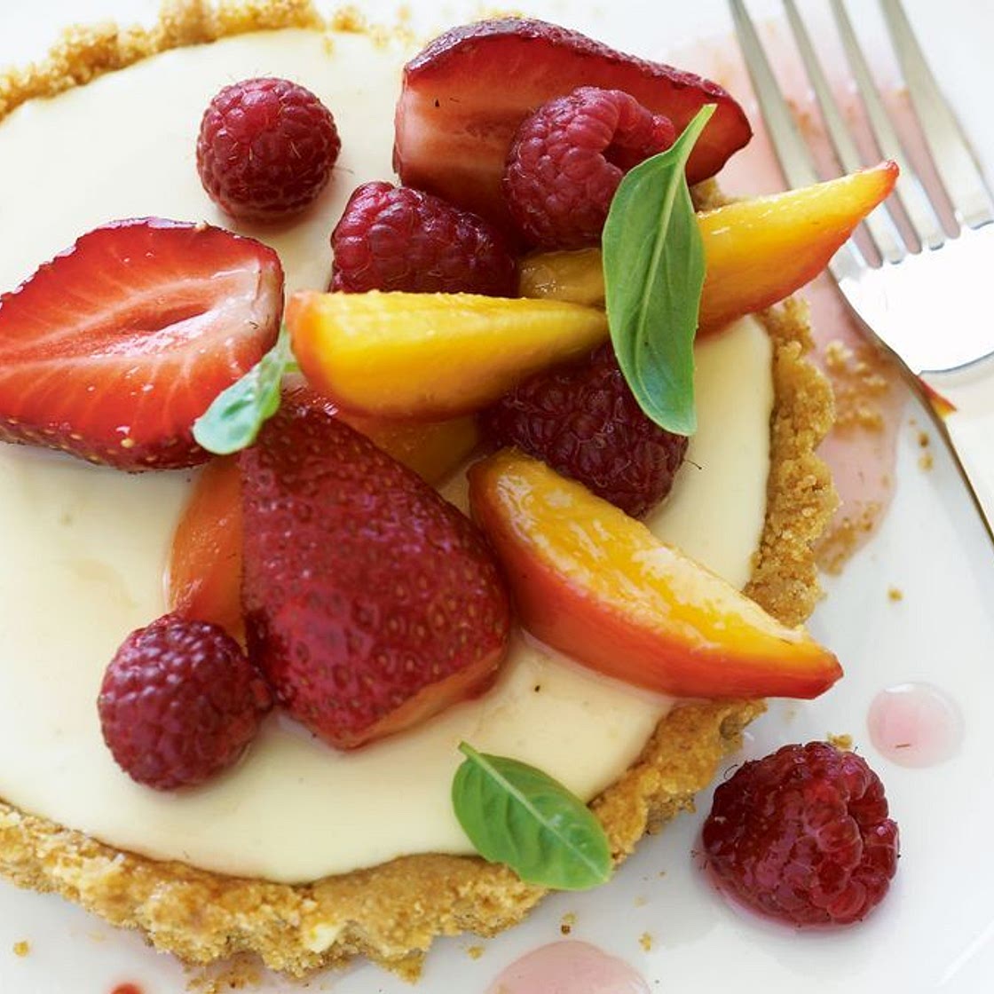 Panna cotta tarts with summer fruits