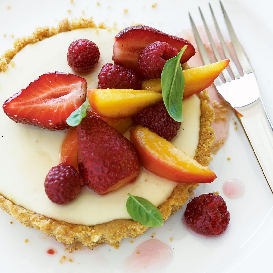 Panna cotta tarts with summer fruits