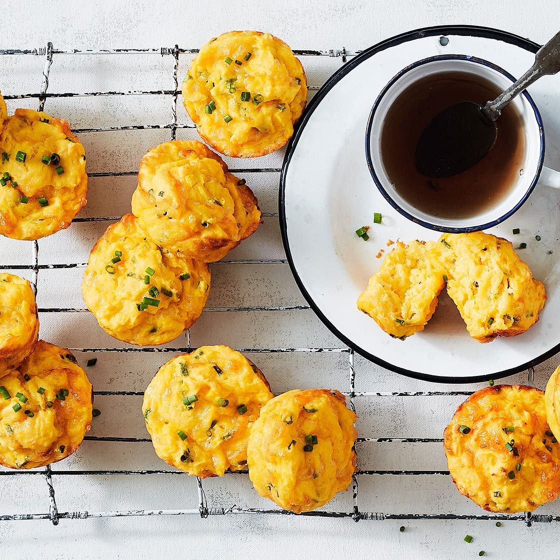 Cheesy pumpkin puffs