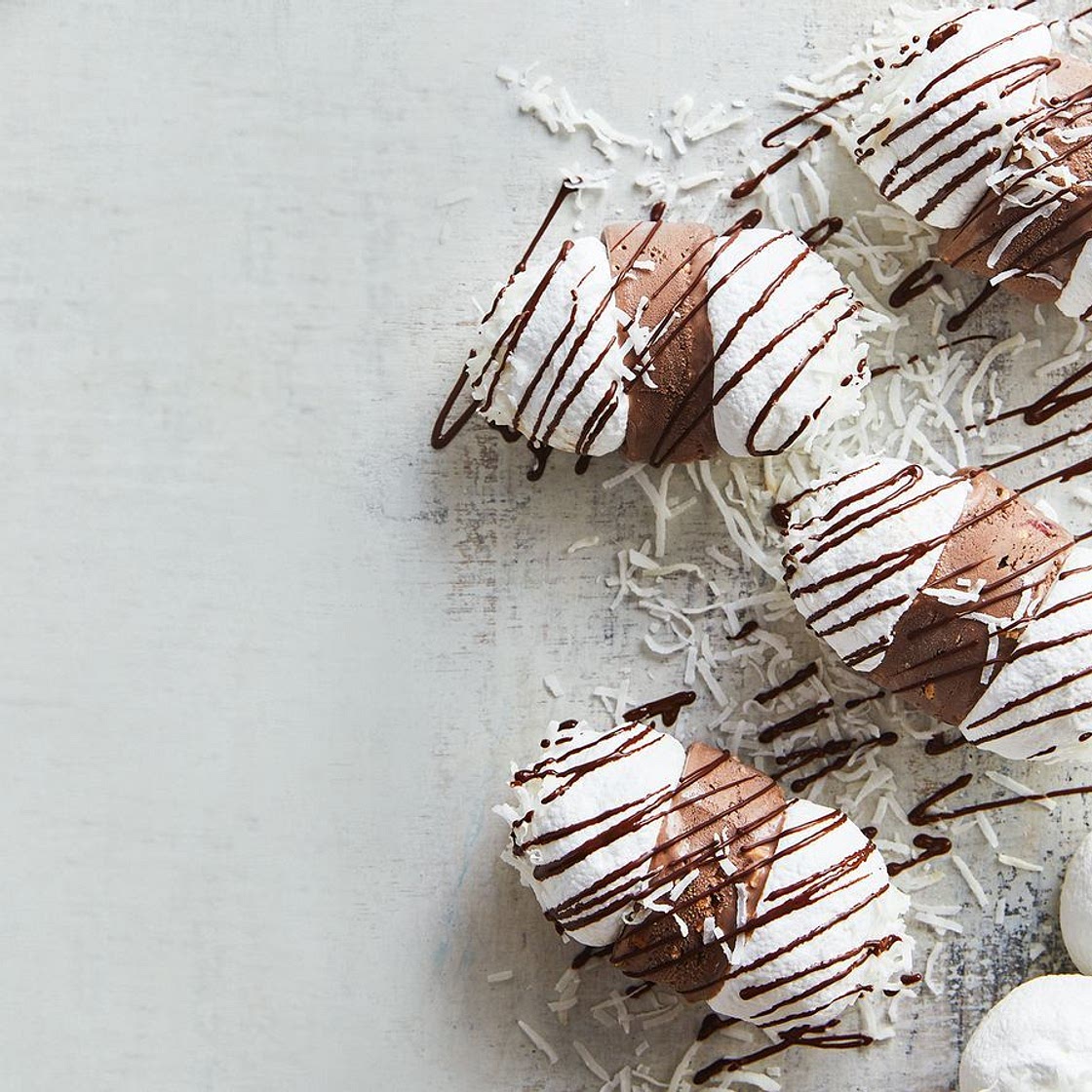 Mini pavlova lamingtons recipe