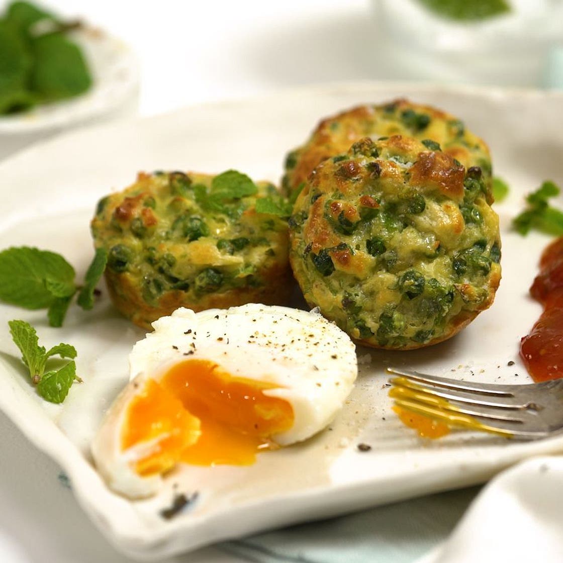 Pie maker smashed pea and haloumi fritters recipe