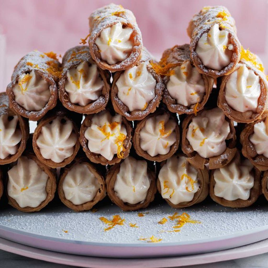 Campari and white chocolate cannoli