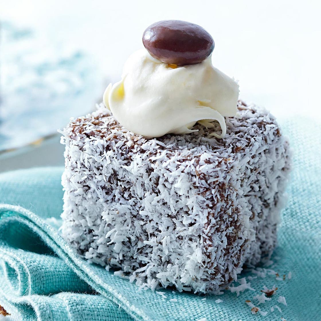 Little cappuccino lamingtons