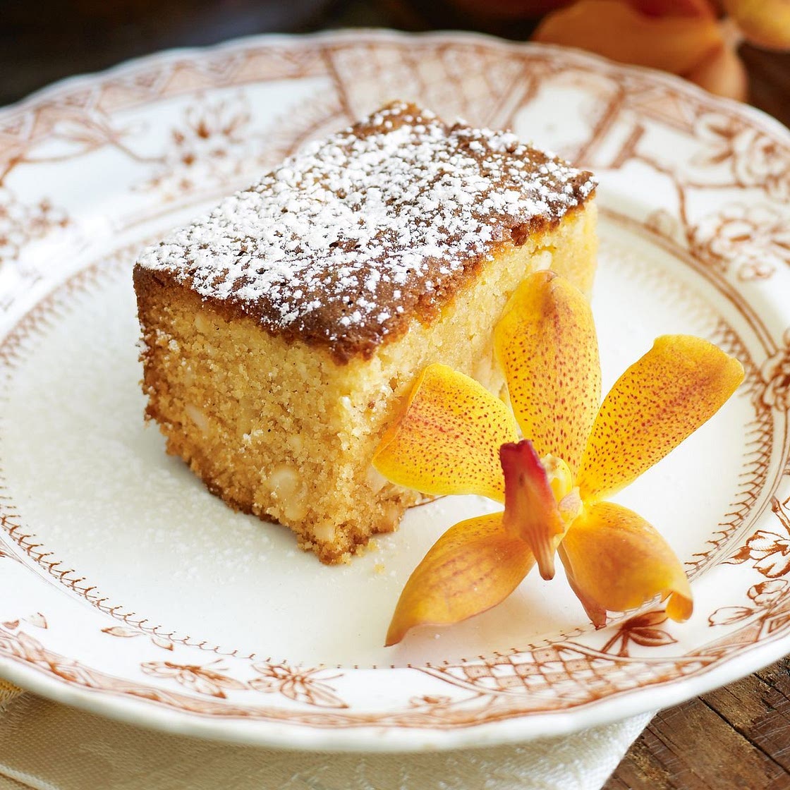 Sri Lankan love cake